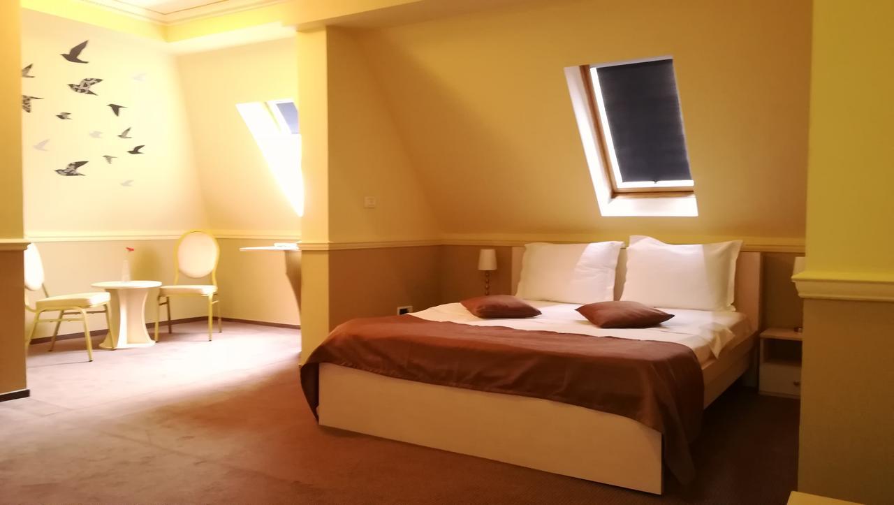Hotel Hanu' Berarilor Bucureşti
